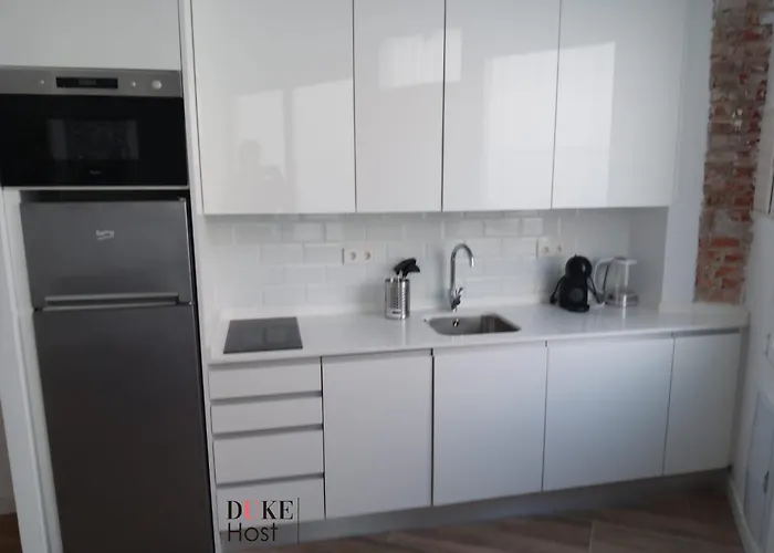 Francos Rodriguez2 Apartments
